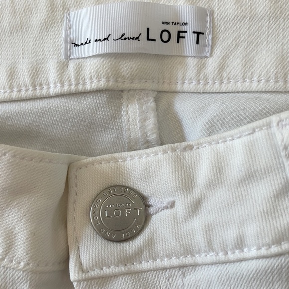 Ann Taylor Loft Made and Loved Curvy Straight Jean - Picture 3 of 13